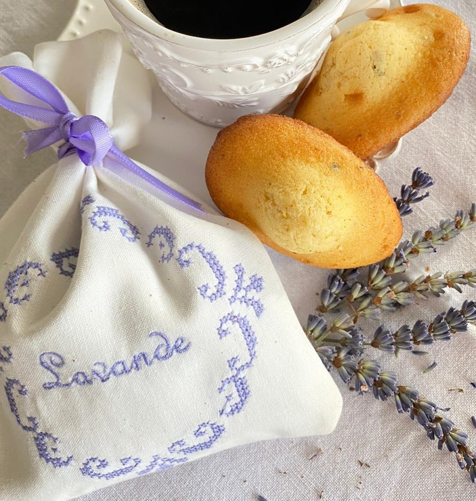 Madeleines und Lavendel