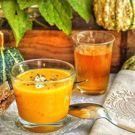 kuerbis suppe serviette leinen gestickt