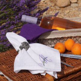 Serviette Leinen mit gesticktem Monogramm Lavendel Atelier Luhabru